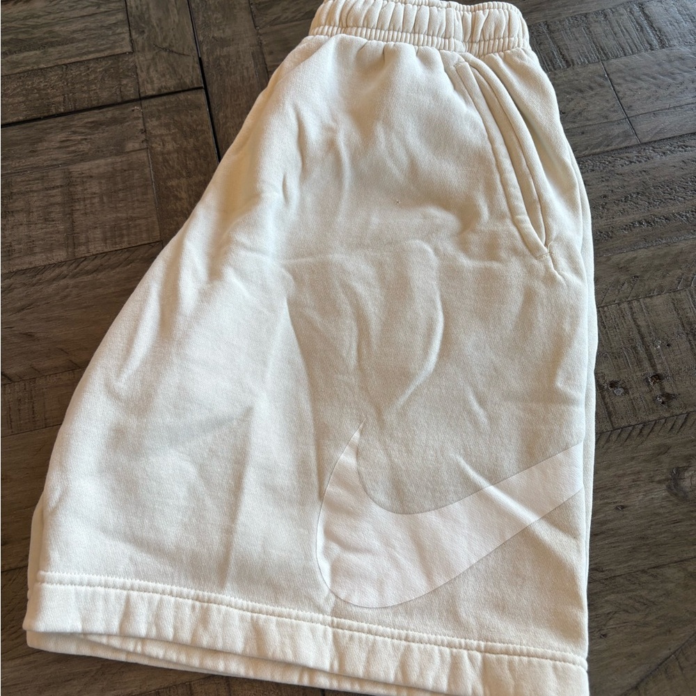 Nike Cream Athletic Shorts with Elastic Waistband